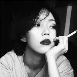 不再随意勉强任何人不再随意迁就任何人小清新气质唯美女生头像