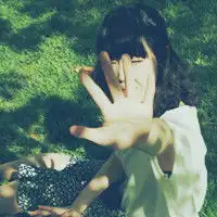 请问这些头像的色调怎么调出来的,用美图可以么