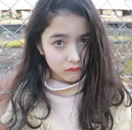 13岁头像女可爱自然山田