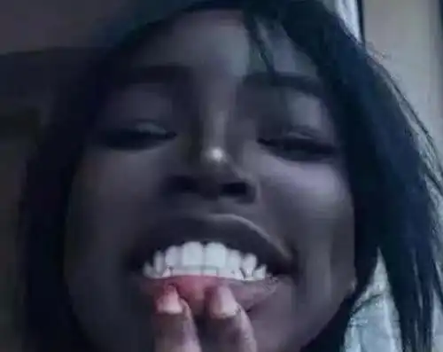 你们还记得非洲网红黑玫瑰吗看到她的素颜照,和化妆也没差多少