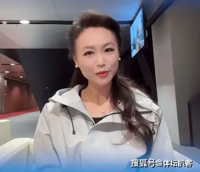 央视解说走红45岁花滑世界冠军美若少女,书写中国冰雪3大纪录