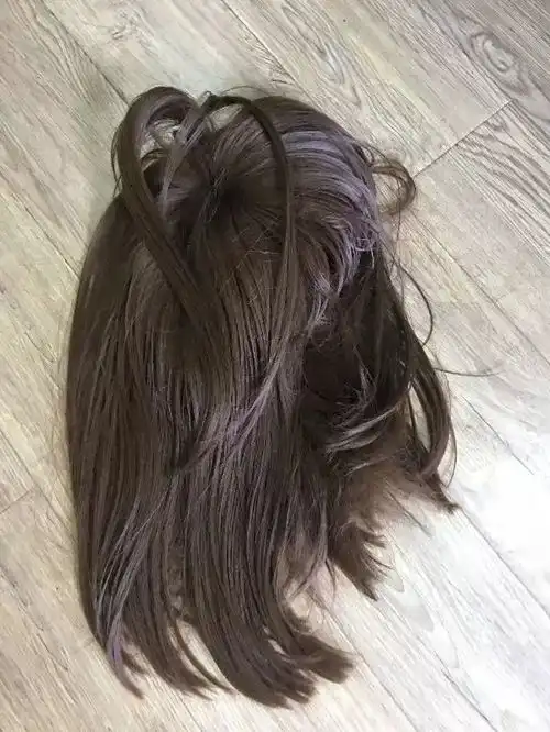 小伙约见美女,别开灯,害羞,他伸手摸了摸吓得赶紧逃走