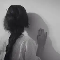 忧伤女生头像