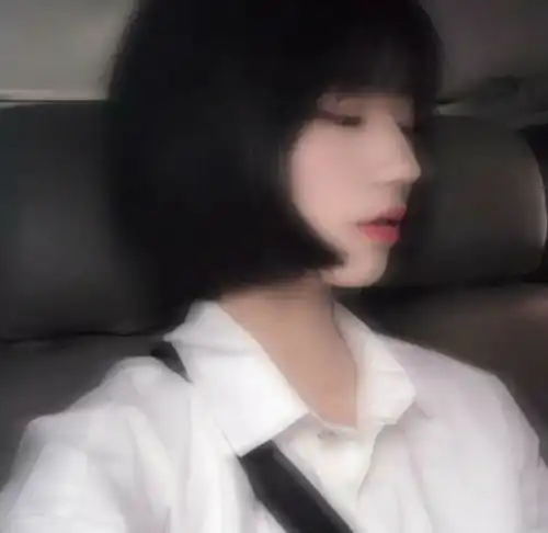 ins头像女生微信头像
