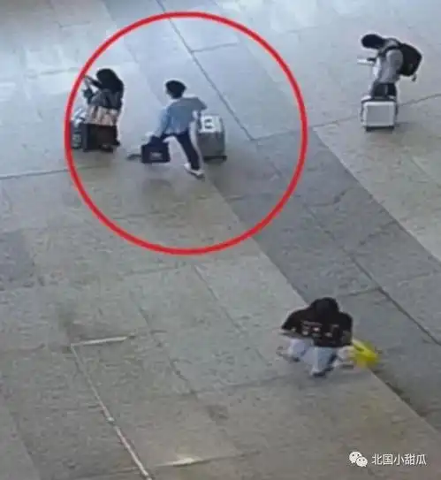 武汉火车站西装男公然猥亵女大学生原因曝光,有些人坐不住了
