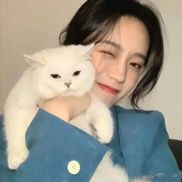 女生真人版头像不露脸成