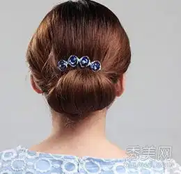 淑女风韩式发型教程丸子头盘发最时尚