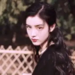 头像漂亮的小姐姐来喽