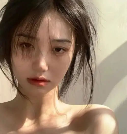 优质精选小众温柔甜美女生头像92