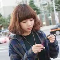 好看的侧脸短发女生头像