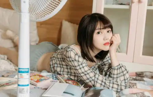 明星美女俏丽清纯校花又纯又欲迷人私房照