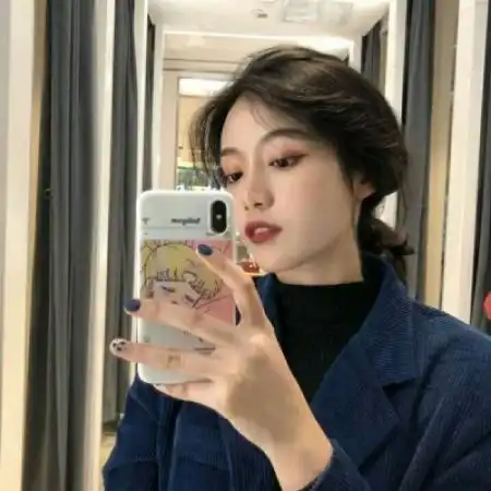 成熟气质美女qq头像俄罗