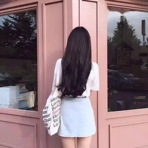 头像不要以为和你熟悉的人会善待你有时候他们比陌生人还要可怕