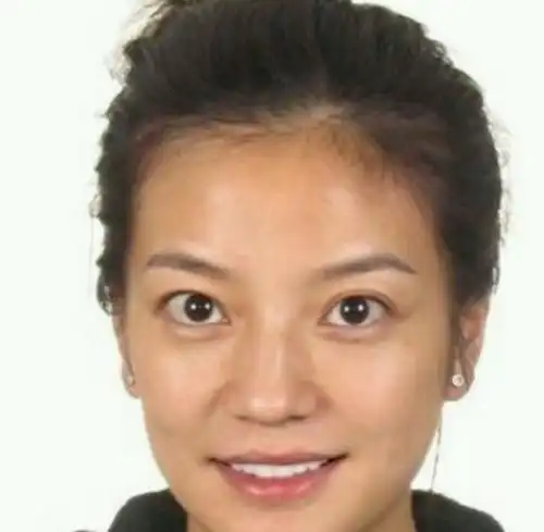 女明星素颜照曝出,赵丽颖差别最大,你还能认出自己的偶像吗