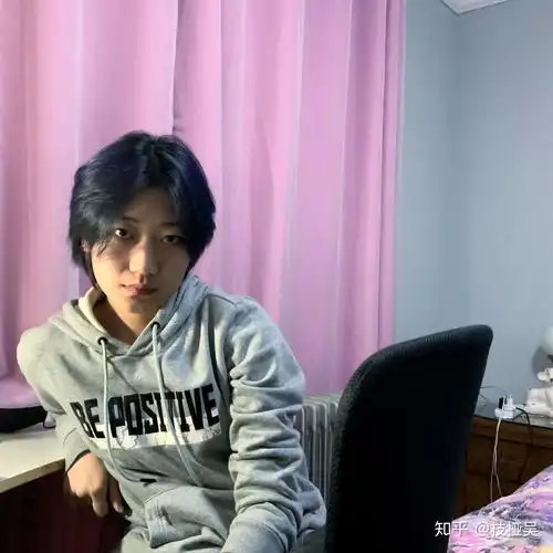女生剪中性风超短发很奶是什么样的体验