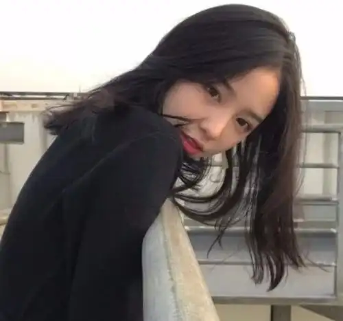 女孩甘愿倒追的男生,根本不看颜值,咳咳,主要是好这口