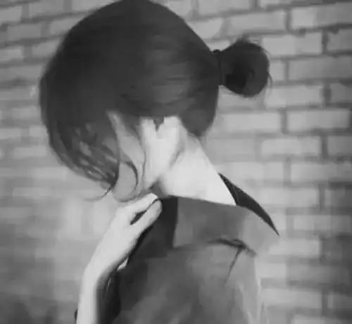 qq头像女生黑白酷情侣头
