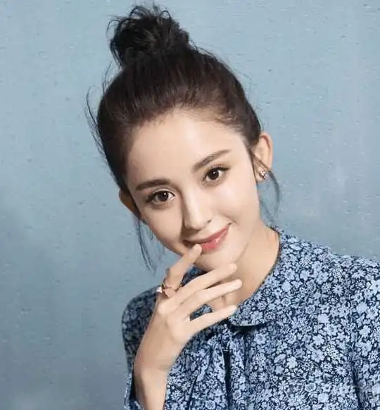 娱乐圈自带招黑的女星,古力娜扎和陈妍希挺过来了,可她一直被黑