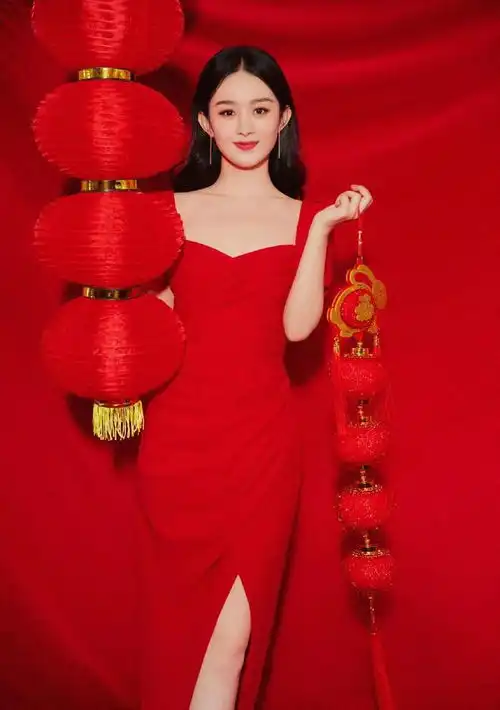 分享女明星新年祝福壁纸,赵丽颖甜美端庄,杨幂和baby温柔灵动