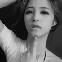 2019qq头像女生黑白