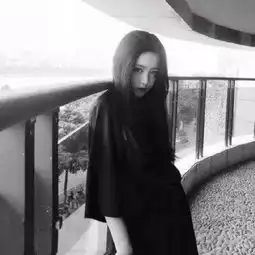 QQ女生头像黑白个性网动