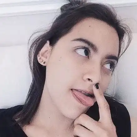 美颜高能预警ins爆红的混血美少女都给你准备好了