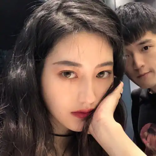 qq头像男女同框王媛可