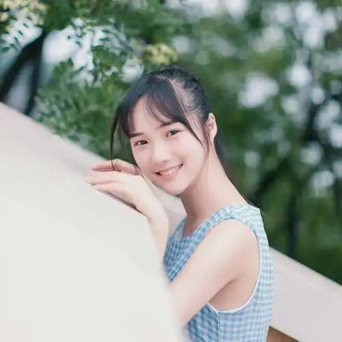 高考普通二本学校毕业的学生,将来的发展前途在哪里网友答案很现实