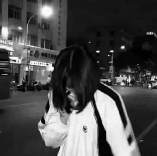 原来丧套图原来医院的墙壁比教堂,聆听了更多的祷告