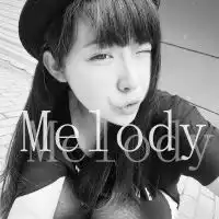 壁纸女生背影长发黑衣服