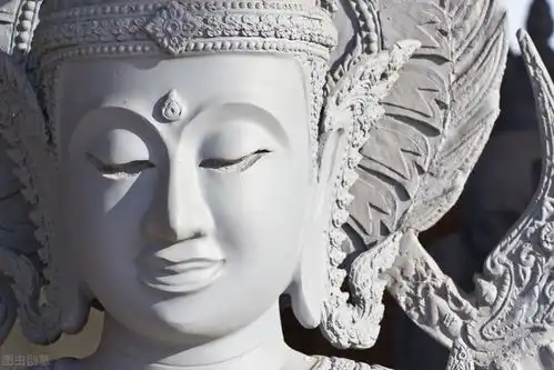 佛教一位卖鱼的美女说,谁能把普门品背过,我就嫁给他