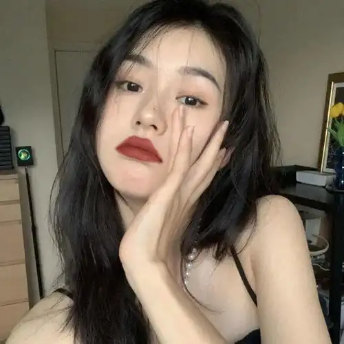 ins风高级感微信头像