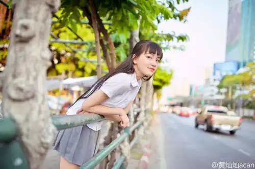 黄灿灿真的算得上我半个青春