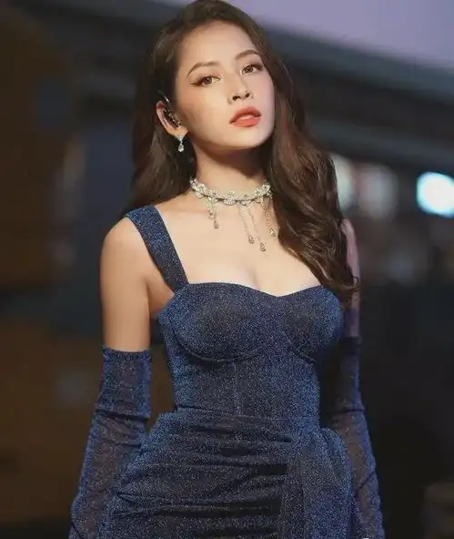 妩媚妖娆女生头像真人美