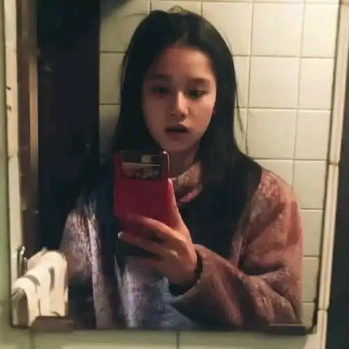 从没见过娱乐圈有一位女明星的照片这么适合当头像,好看果然吃香