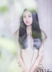 任达华女儿同妈妈一同上时尚杂志封面,14岁的她越来的漂亮了