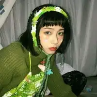 绿色头像潮女比较潮的绿色系女生头像