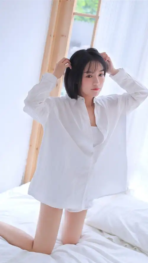 白衬衣短发美女手机壁纸