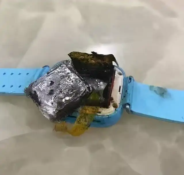 电话手表自燃烧伤女童,家长们快看看有没有买过这款智能手表