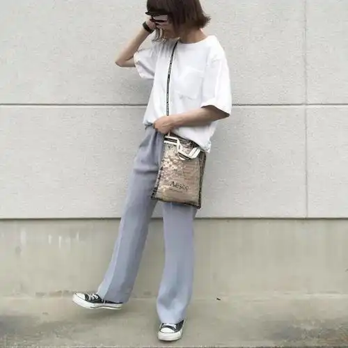 潮搭汇丨日本博主示范小个子女孩的休闲运动风穿搭