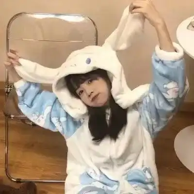 女生头像云雾消散之际我爱你人尽皆知