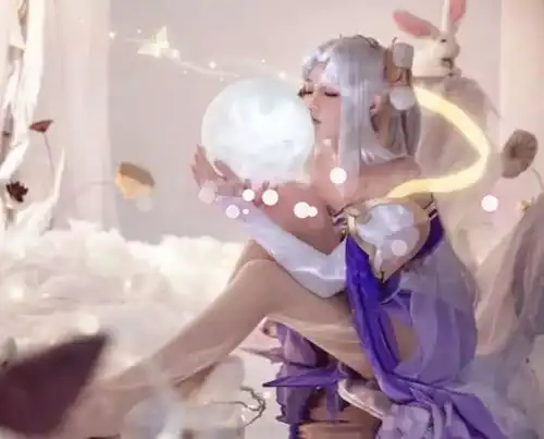 年仅13岁的她,神还原游戏中的嫦娥,网友等你长大