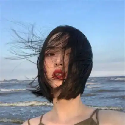 最漂亮的海边头像,迷人风景加上好看的美女