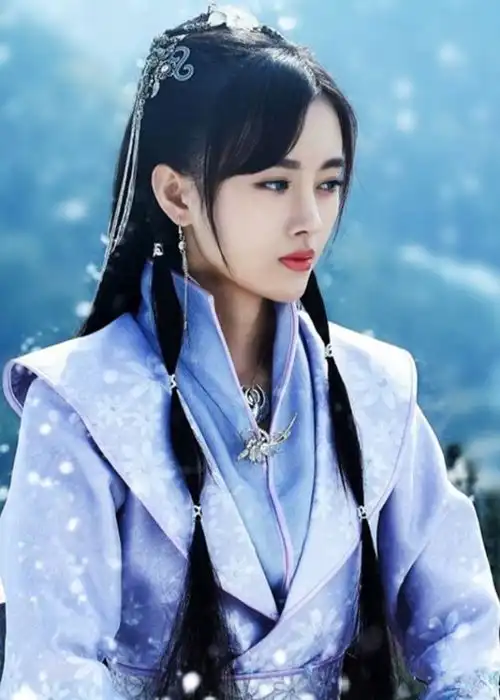 九州天空城鞠婧祎有5套衣服图1像女王,图3可爱,图5惊艳全网