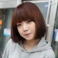 有没好看的短发女生头像图片