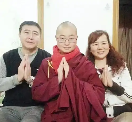 美女图片头像真实大图出