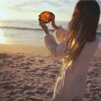 清纯女生头像有时候,惟有一场眼泪