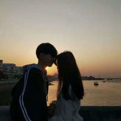 抖音热门暖心情侣头像双人一对高冷不是我的范er