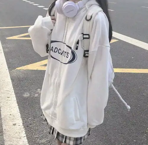 不露脸女生头像任何人都可以散但我们不能散