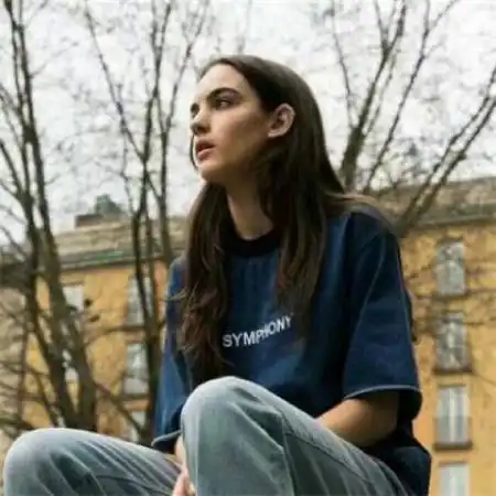 外国女生头像欧美范图片,有些相遇就是场误会